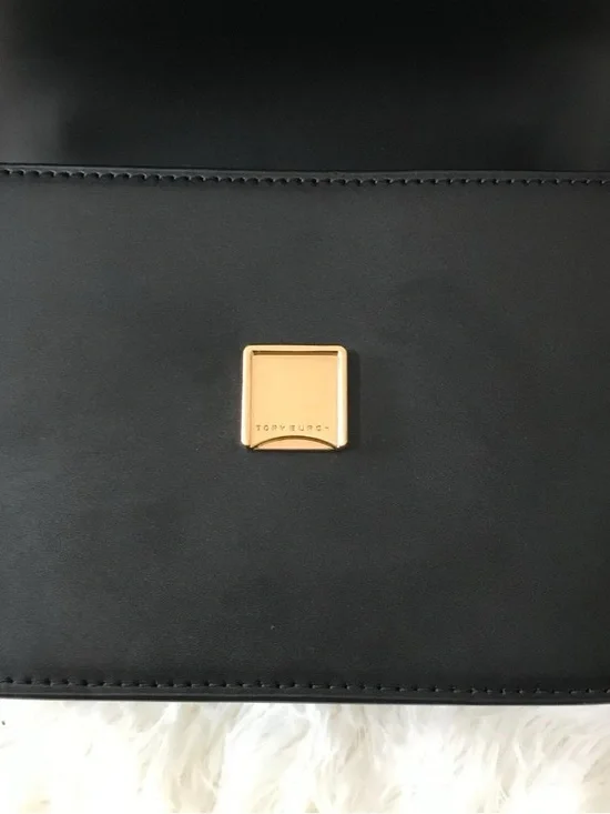 Tory Burch Black Shoulder Bag with Gold Logo and Chain - Picture 11 of 11